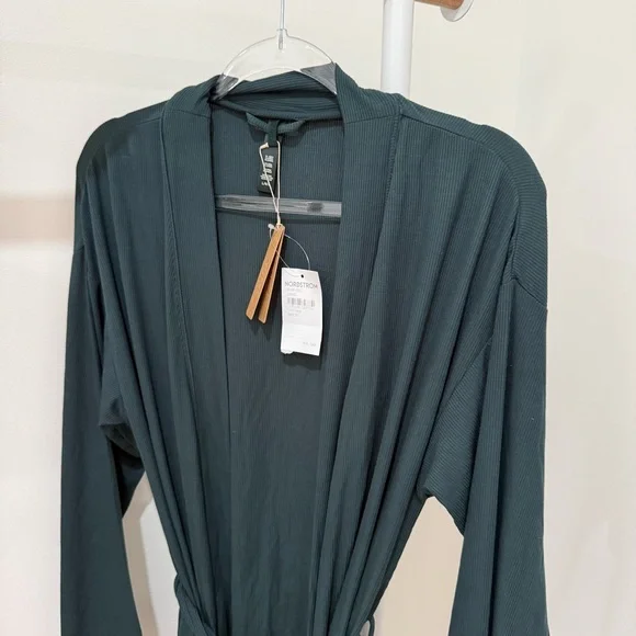 Skims Soft Lounge Robe - Picture 5 of 6